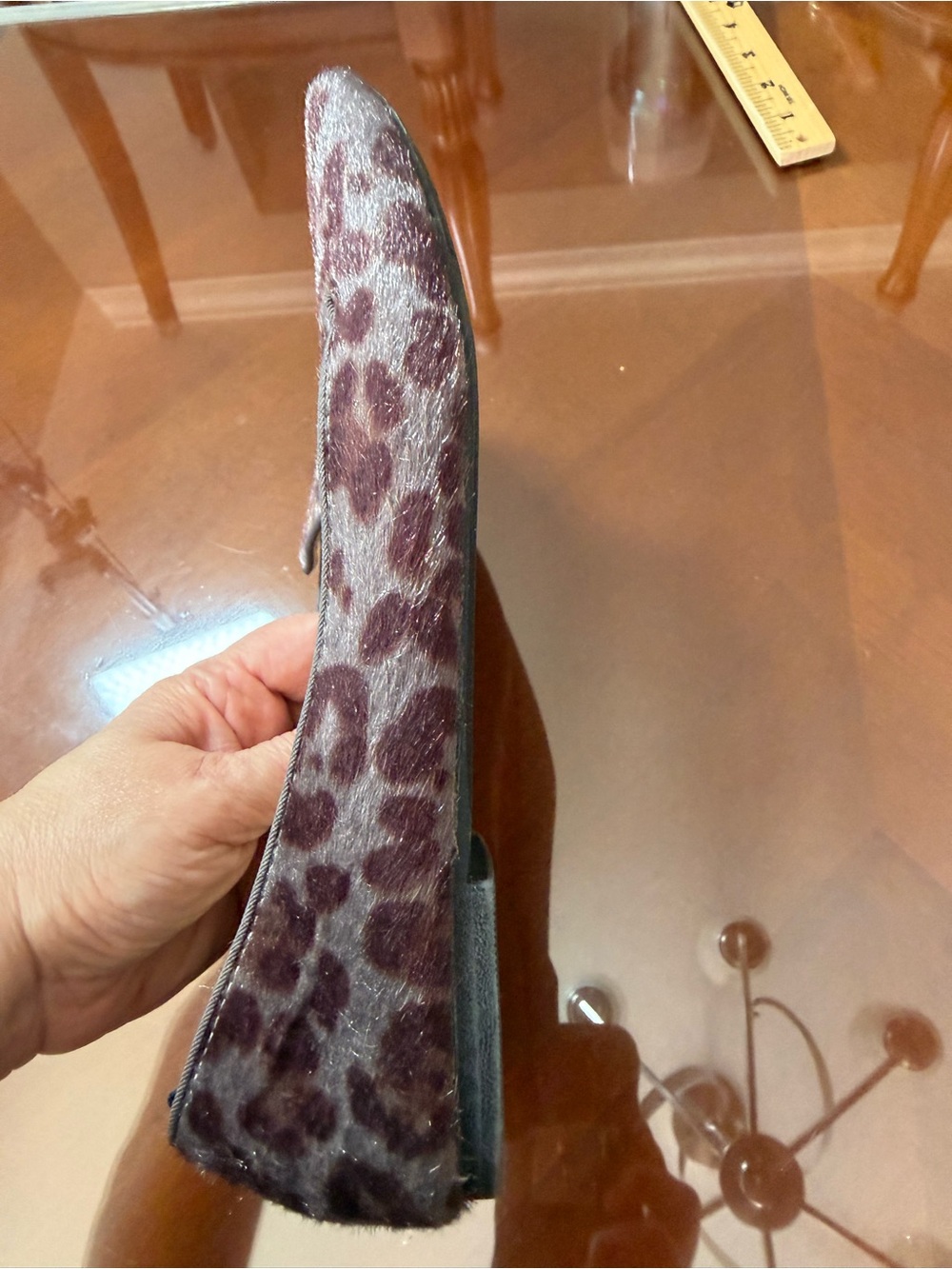 Old Navy Leopard-Print Faux Fur Slip-On Flats in Brown and Tan - Picture 4 of 4